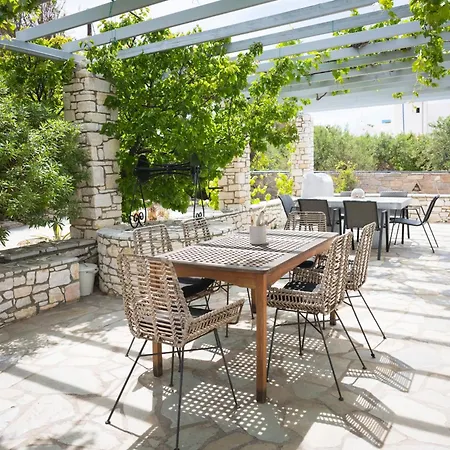 Navi A1 Brand New In Apartment Naousa (Paros)